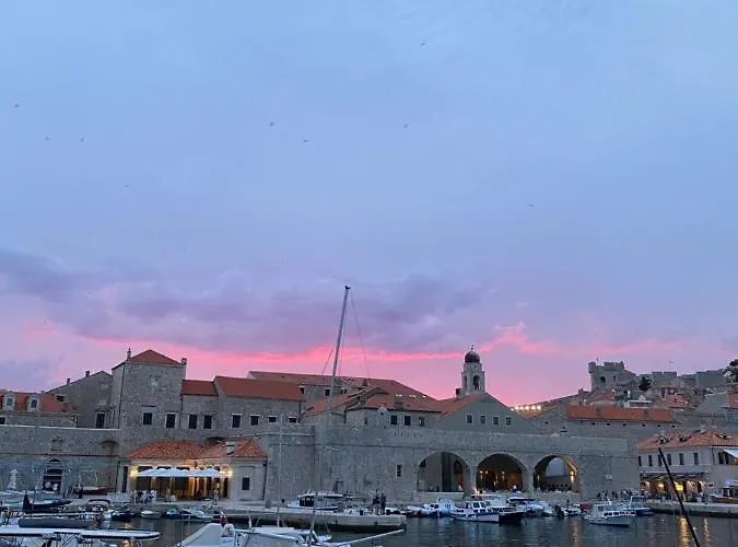 Sunone Ντουμπρόβνικ